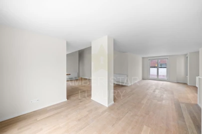 Apartamento T3 para Venda em Cedofeita, Santo Ildefonso, Sé, Miragaia, São Nicolau e Vitória