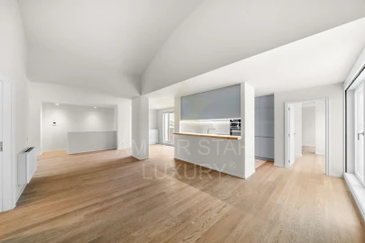 Apartamento T3 para Venda em Cedofeita, Santo Ildefonso, Sé, Miragaia, São Nicolau e Vitória