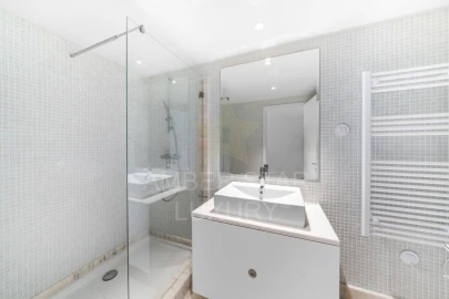 Apartamento T3 para Venda em Cedofeita, Santo Ildefonso, Sé, Miragaia, São Nicolau e Vitória