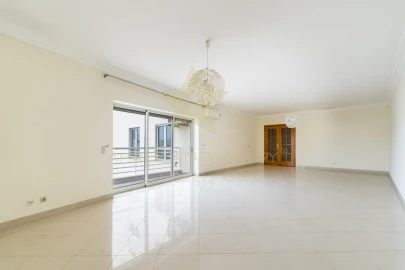 Apartamento T3 para Venda em Quarteira