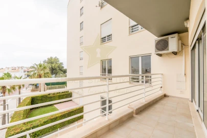 Apartamento T3 para Venda em Quarteira
