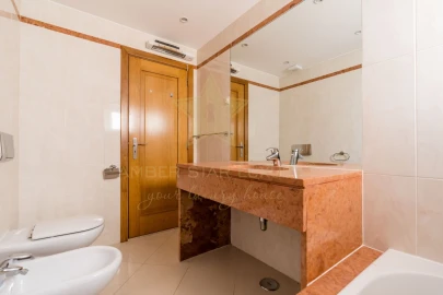 Apartamento T3 para Venda em Quarteira