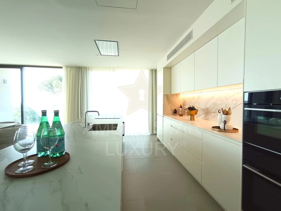 Apartamento T4 para Venda em Lagoa e Carvoeiro Foto 7