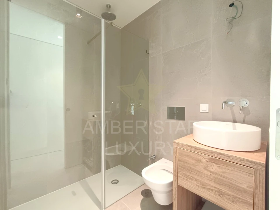 Apartamento T4 para Venda em Lagoa e Carvoeiro Foto 9