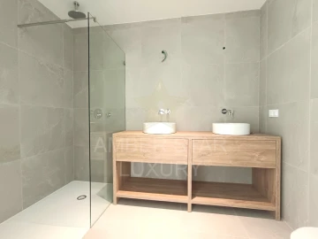 Apartamento T4 para Venda em Lagoa e Carvoeiro