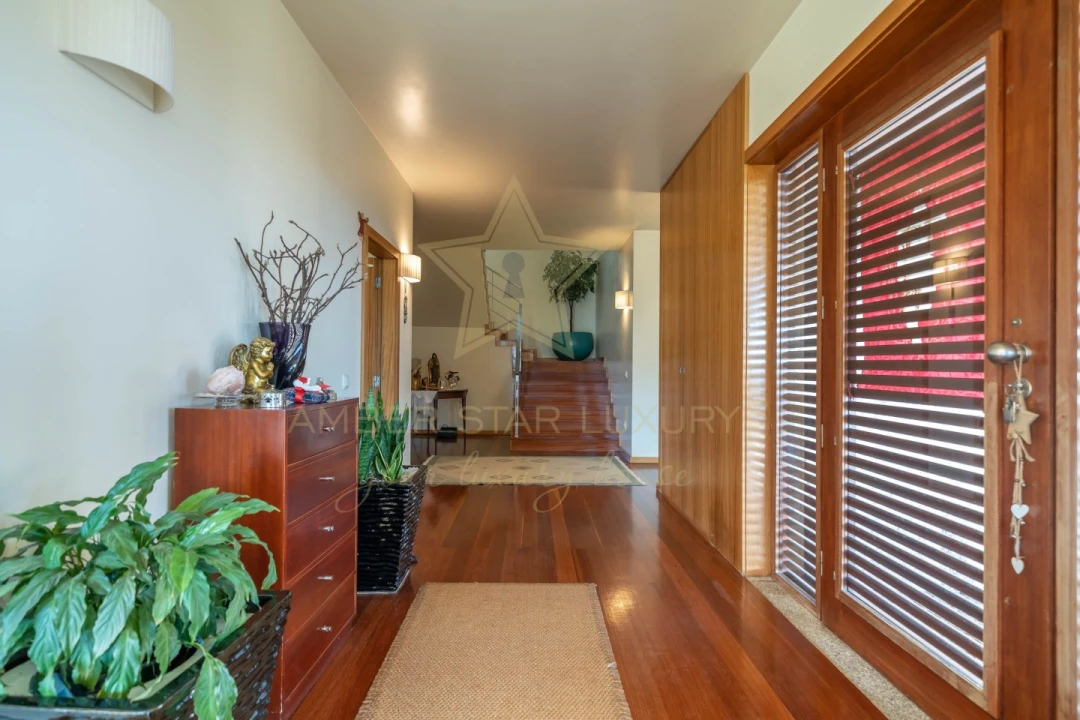 Moradia T7 para Venda em Telões Foto 29