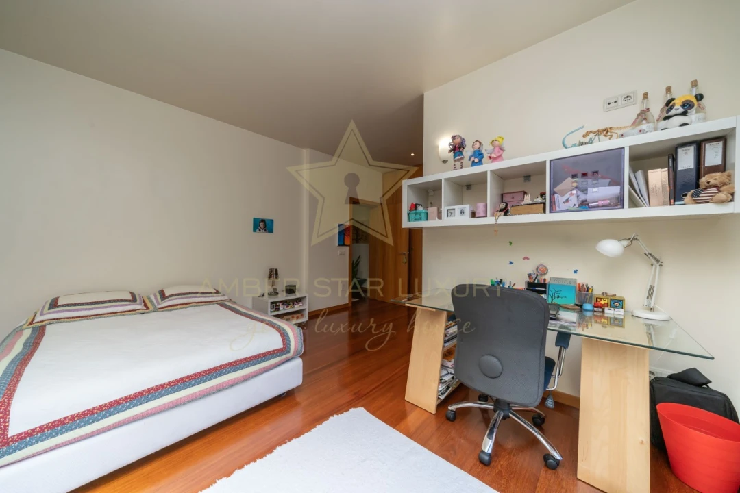 Moradia T7 para Venda em Telões Foto 34