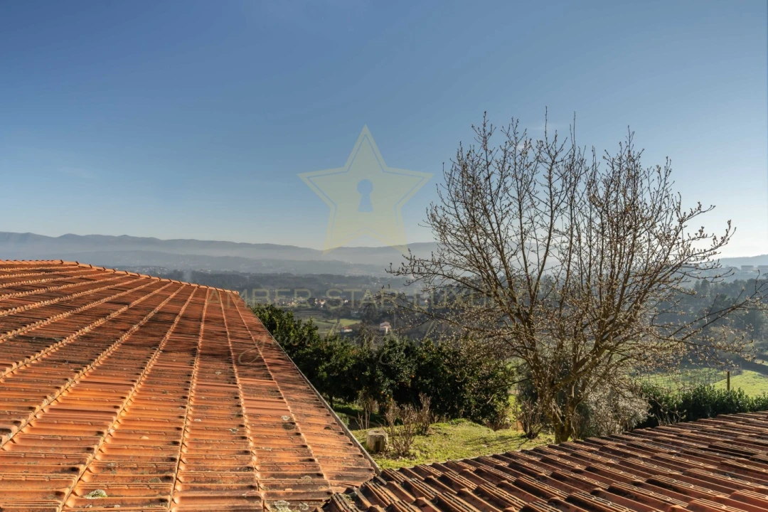 Moradia T7 para Venda em Telões Foto 39