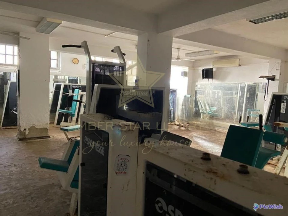 Loja para Venda em Carcavelos e Parede Foto 4