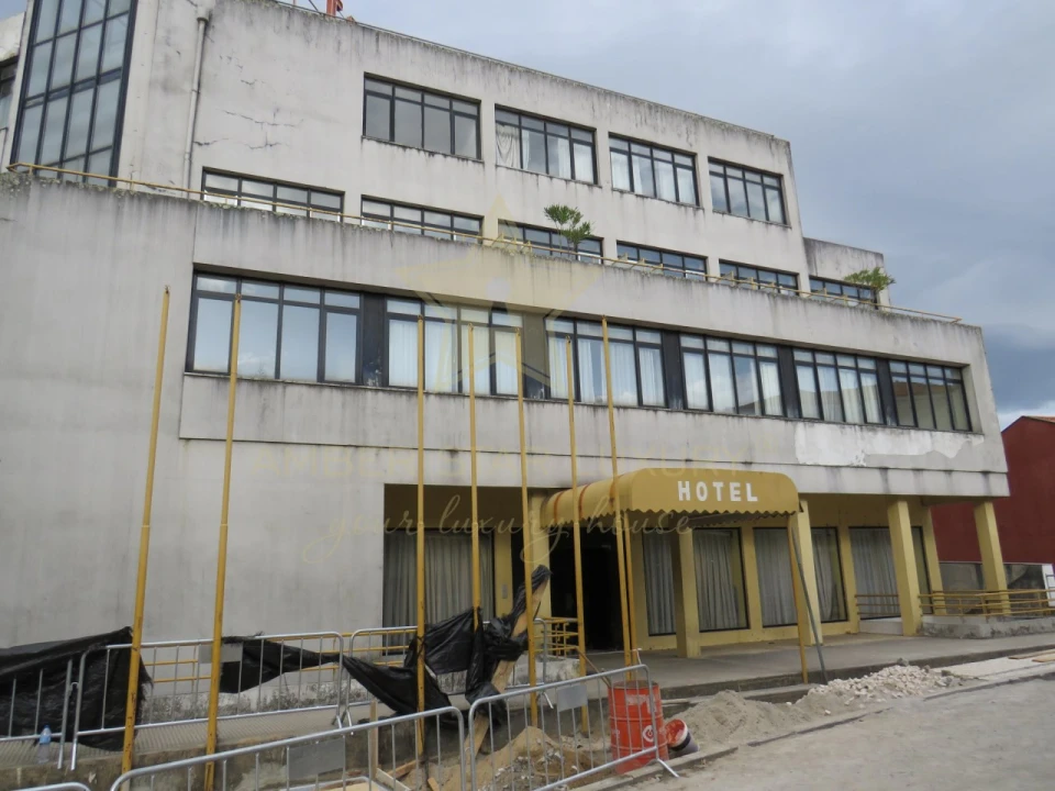 Negócio para Venda em Mesão Frio (Santo André) Foto 1