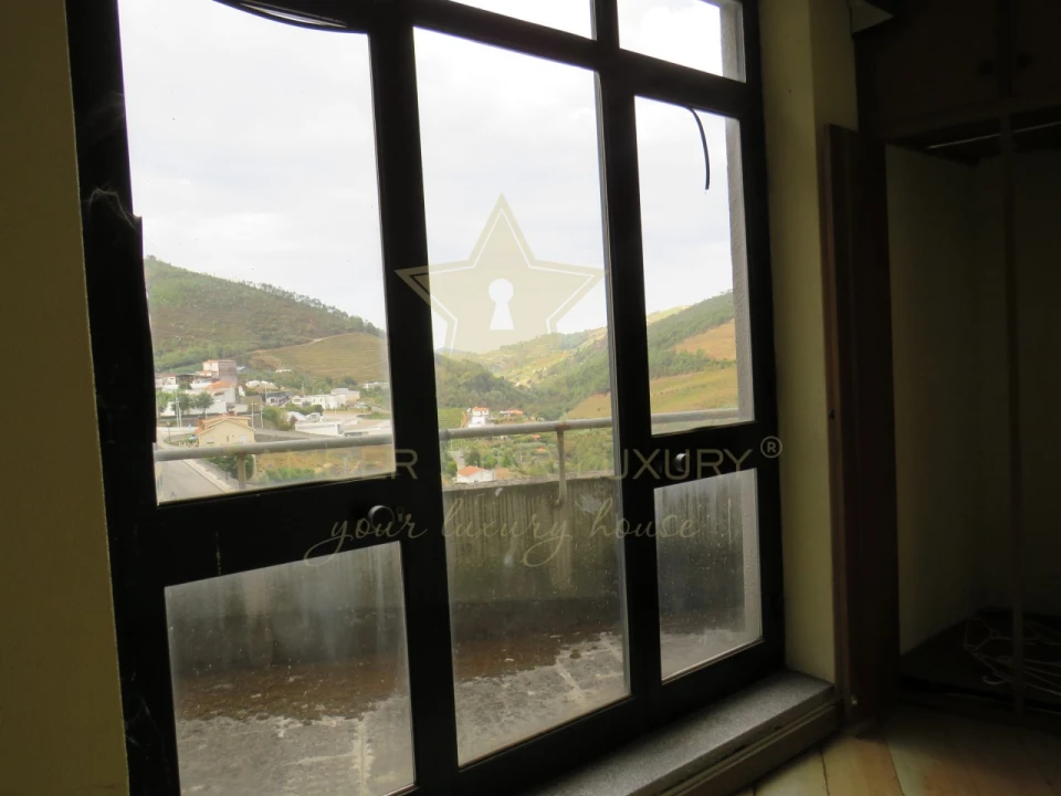 Negócio para Venda em Mesão Frio (Santo André) Foto 71