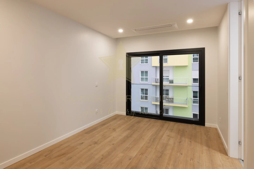 Apartamento T4 para Venda em Alcochete Foto 29