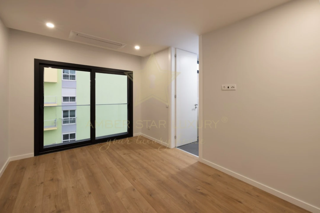 Apartamento T4 para Venda em Alcochete Foto 30