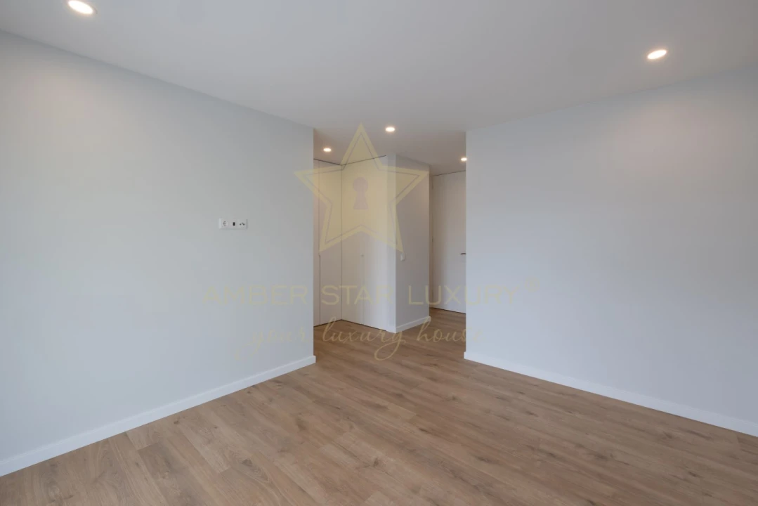 Apartamento T4 para Venda em Alcochete Foto 32