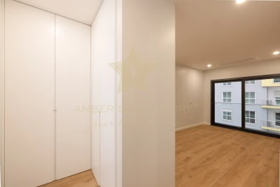 Apartamento T4 para Venda em Alcochete