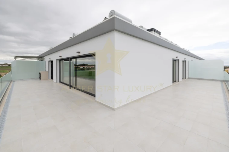 Apartamento T4 para Venda em Alcochete Foto 47
