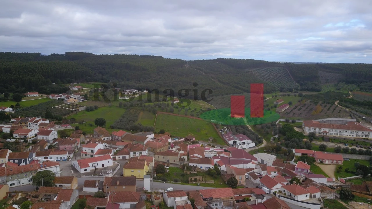 Moradia T3 para Venda em Rio Maior Foto 10
