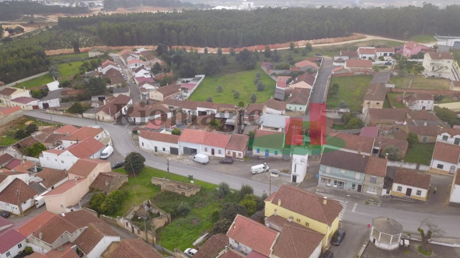 Moradia T3 para Venda em Rio Maior Foto 16