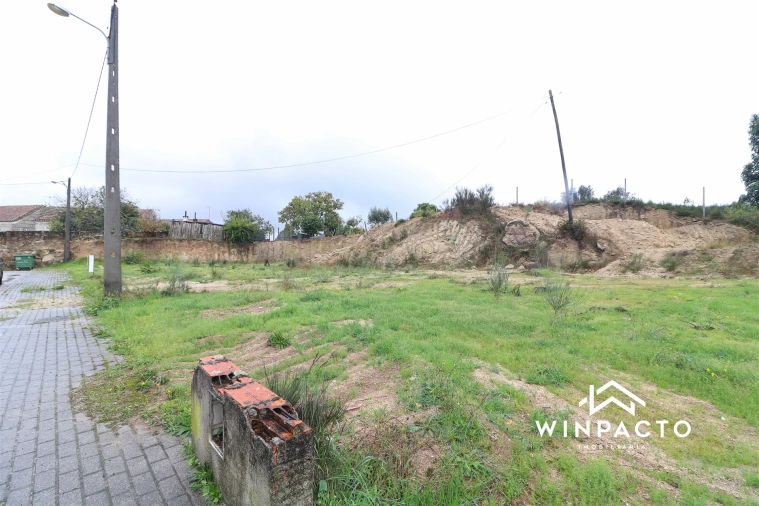 Terreno para Venda em Senhorim Foto 4