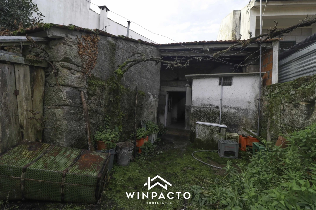 Moradia T2 para Venda em Lapa do Lobo Foto 15