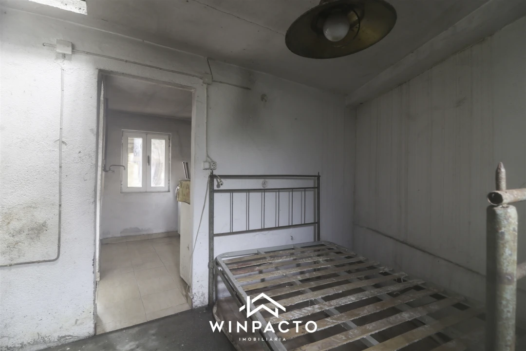 Moradia T2 para Venda em Lapa do Lobo Foto 11