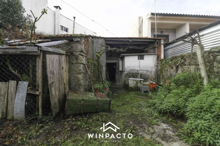 Moradia T2 para Venda em Lapa do Lobo Foto 14