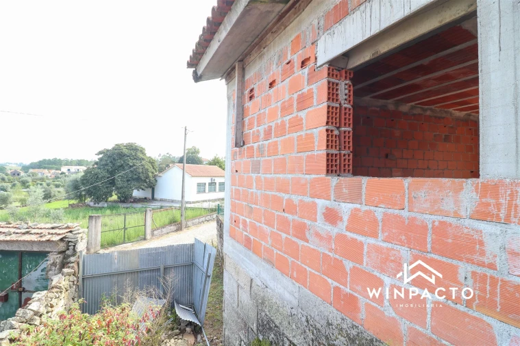 Moradia T4 para Venda em Espinho Foto 24