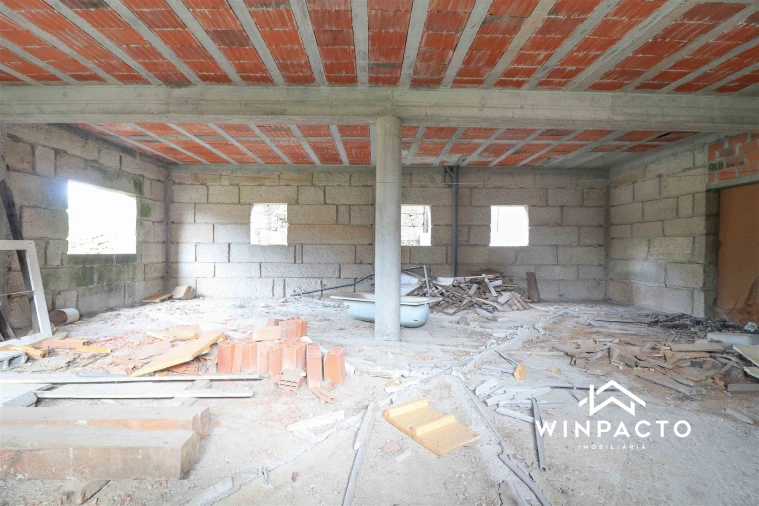 Moradia T4 para Venda em Espinho Foto 23