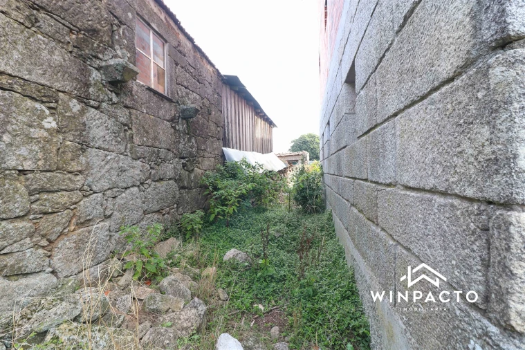 Moradia T4 para Venda em Espinho Foto 28