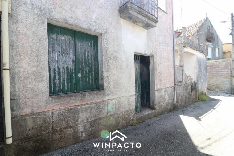 Moradia T3 para Venda em Vilar Seco Foto 18