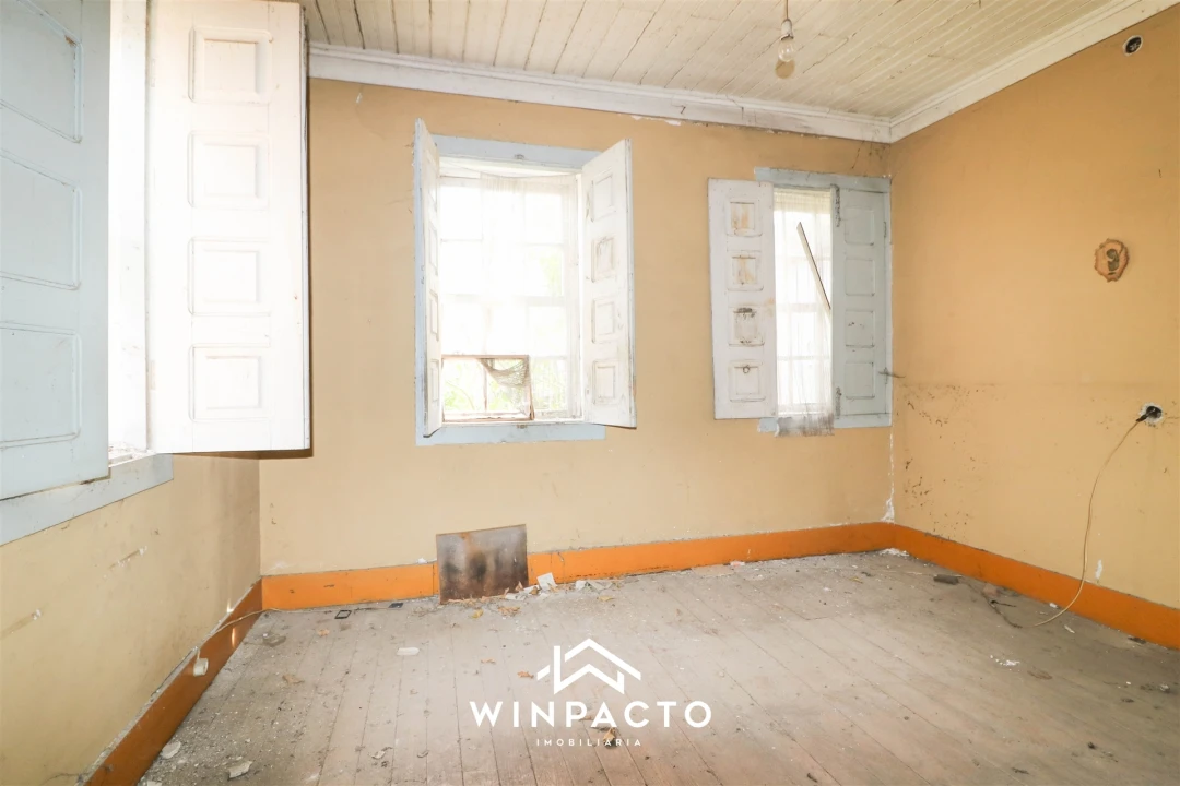 Moradia T0 para Venda em Vilar Seco Foto 11