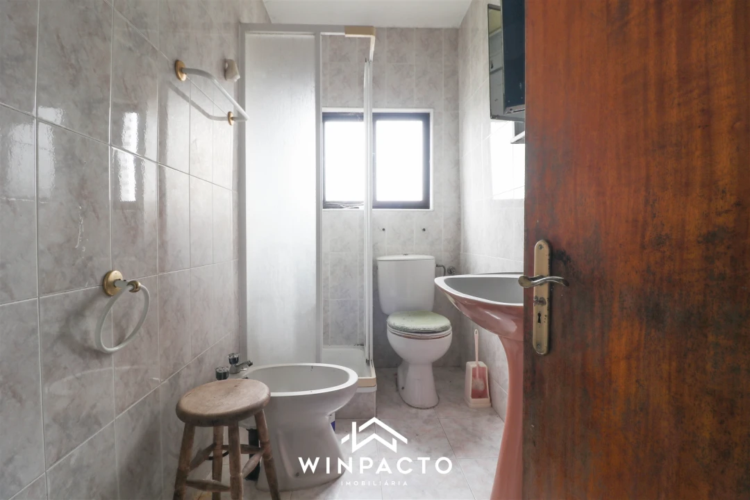 Moradia T3 para Venda em Lapa do Lobo Foto 16