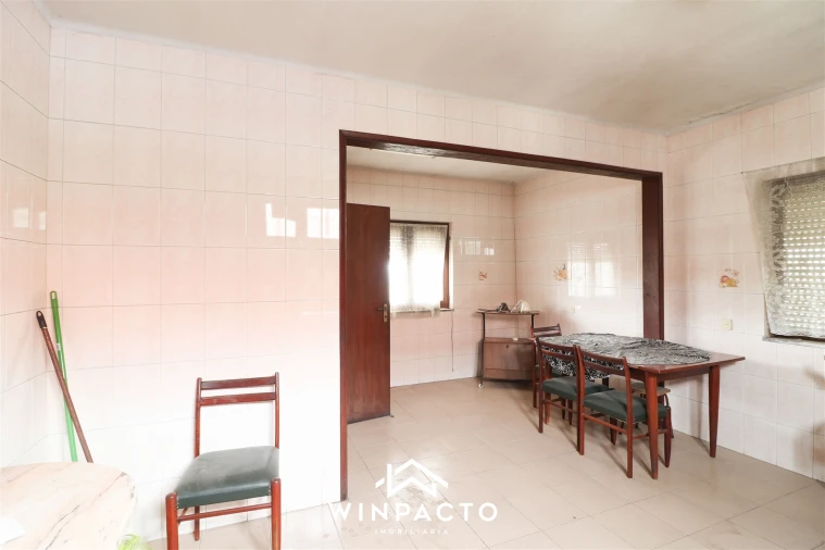 Moradia T3 para Venda em Lapa do Lobo Foto 6