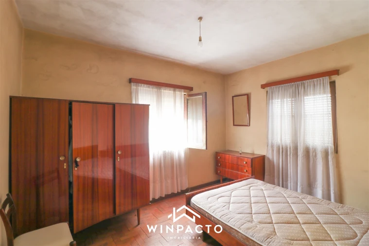 Moradia T3 para Venda em Lapa do Lobo Foto 13