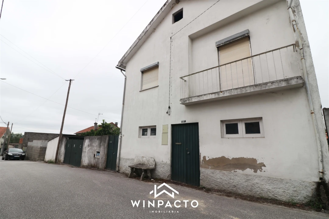 Moradia T3 para Venda em Lapa do Lobo Foto 1