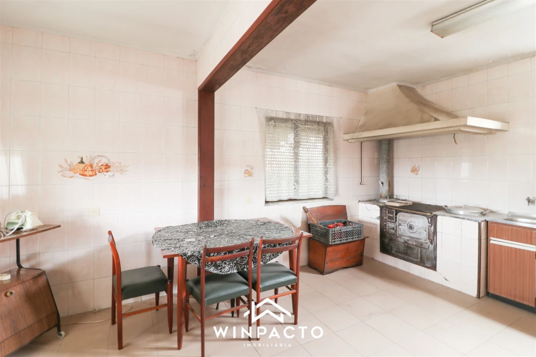 Moradia T3 para Venda em Lapa do Lobo Foto 4