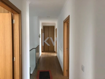 Moradia T11 para Venda em Corroios