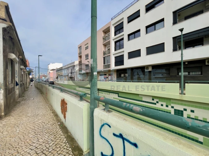 Moradia T12 para Venda em Alto do Seixalinho, Santo André e Verderena Foto 5