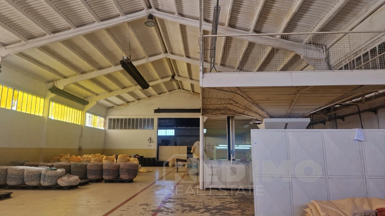 Armazém para Venda em Lourosa Foto 13