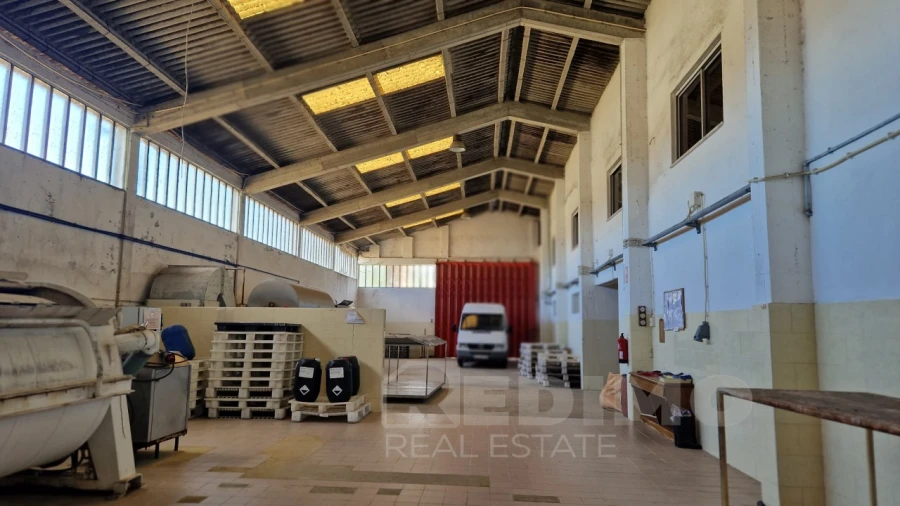 Armazém para Venda em Lourosa Foto 17