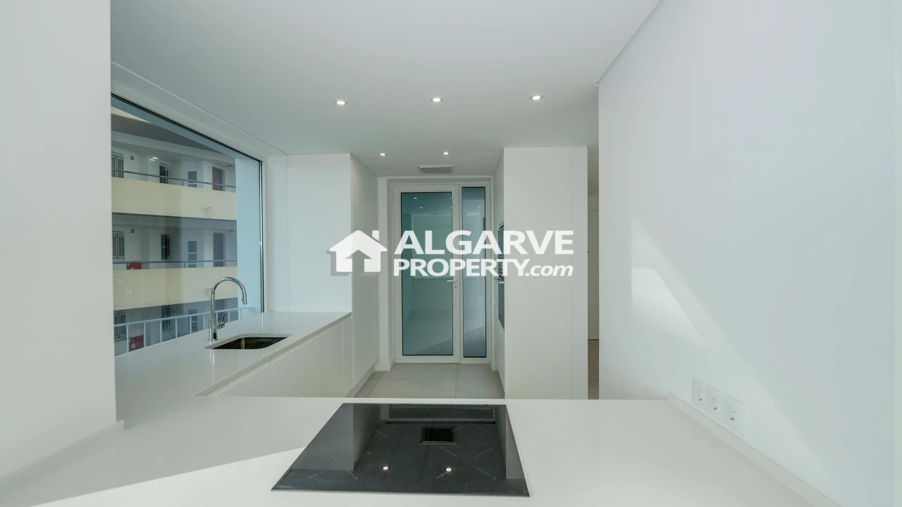 Apartamento T3 para Venda em Quarteira Foto 15