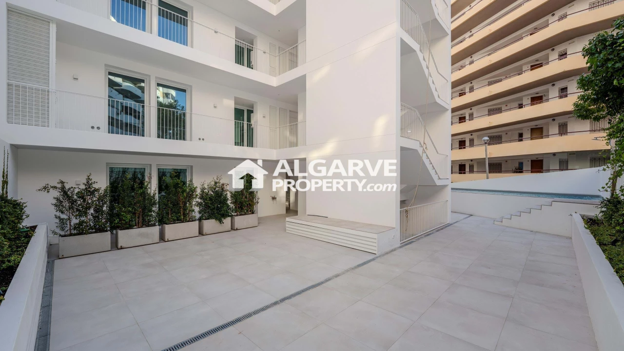 Apartamento T3 para Venda em Quarteira Foto 19
