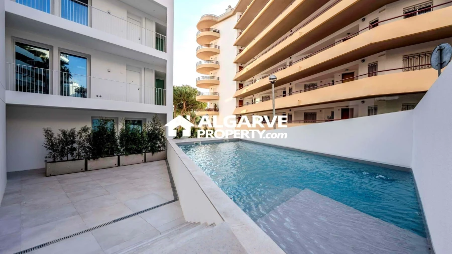 Apartamento T3 para Venda em Quarteira Foto 8