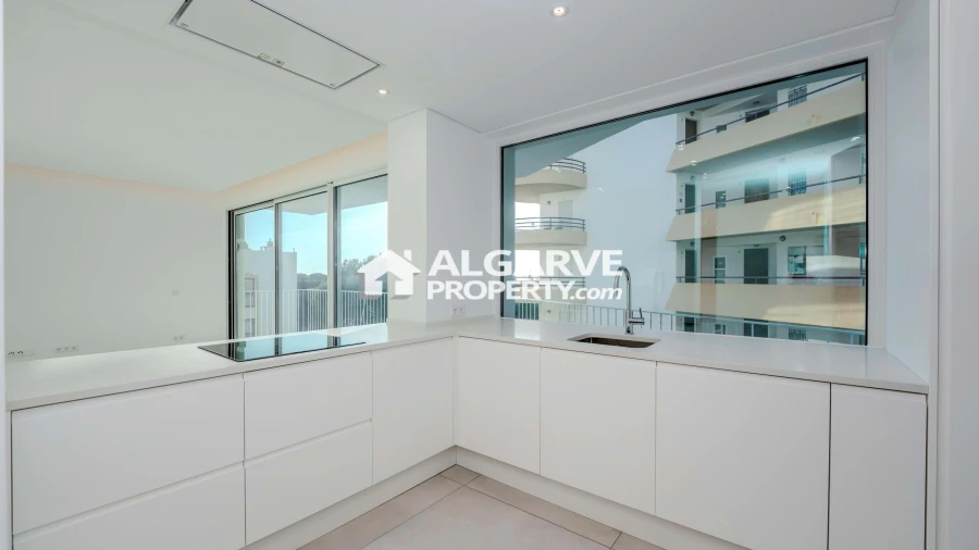 Apartamento T3 para Venda em Quarteira Foto 17