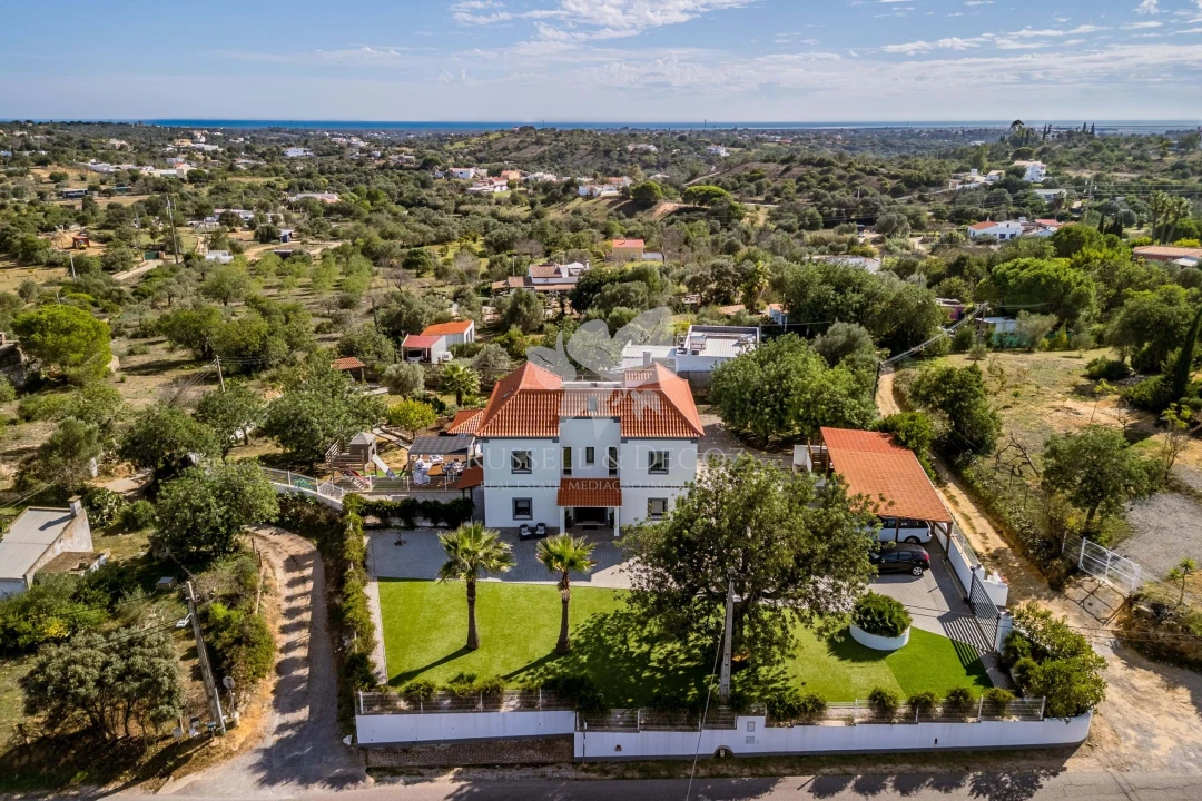 Moradia T4 para Venda em Olhão Foto 2
