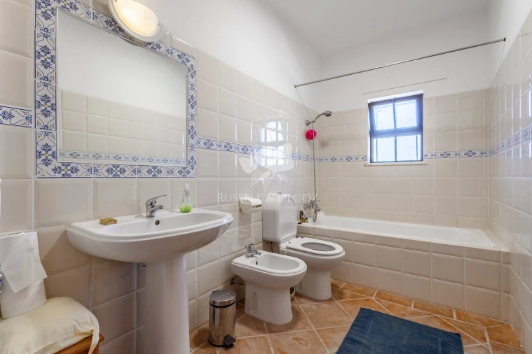 Moradia T3 para Venda em Olhão Foto 15