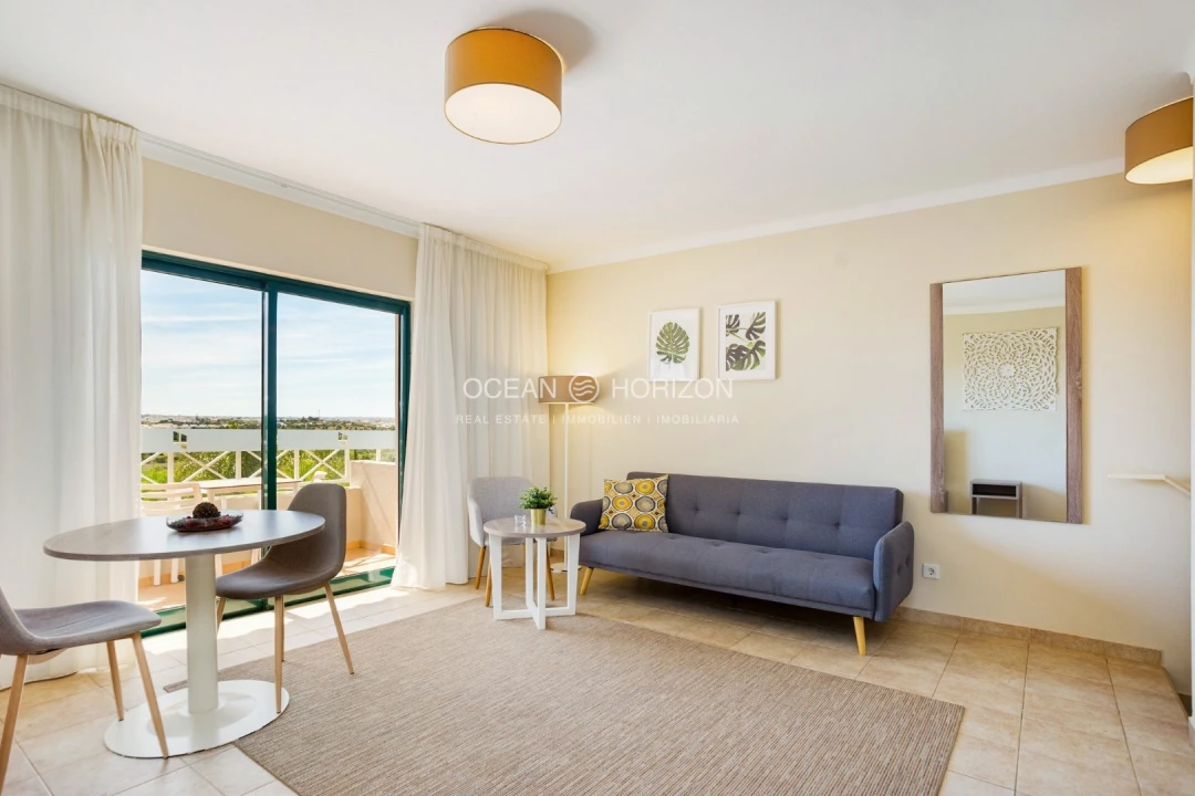 Apartamento para Venda em Estômbar e Parchal Foto 3