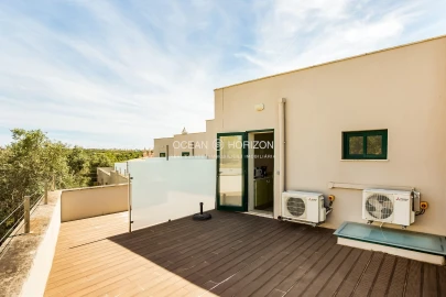 Apartamento para Venda em Estômbar e Parchal