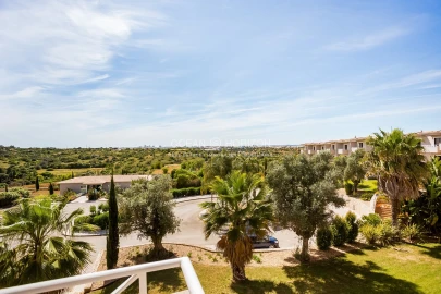 Apartamento para Venda em Estômbar e Parchal