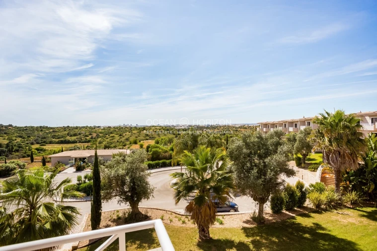 Apartamento para Venda em Estômbar e Parchal Foto 13